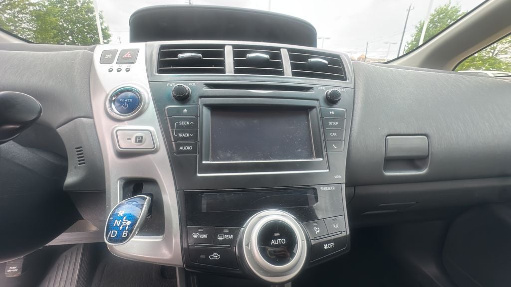 2013 Toyota Prius v Two