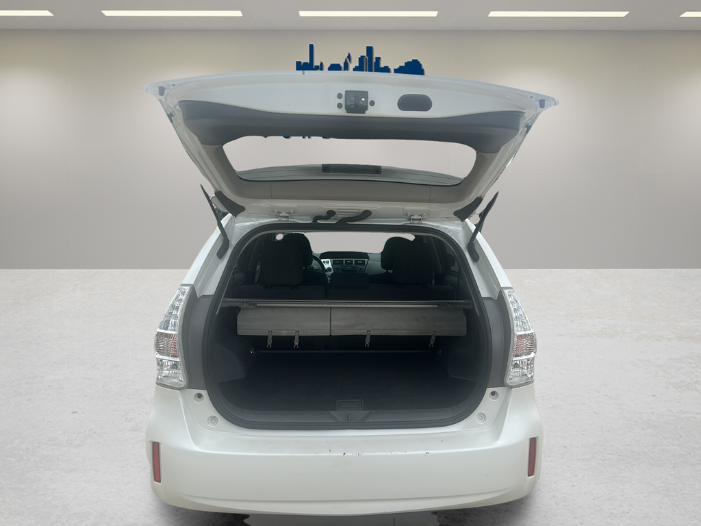 2013 Toyota Prius v Two