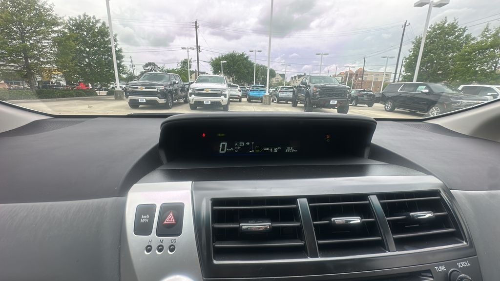 2013 Toyota Prius v Two