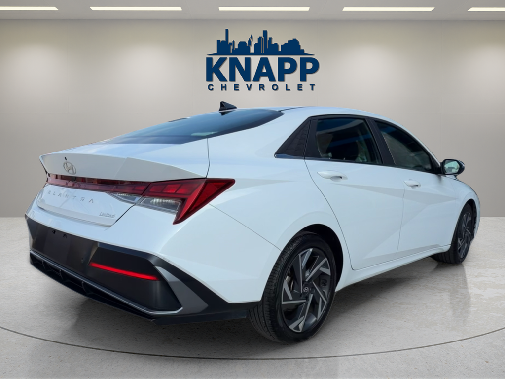 2024 Hyundai Elantra Limited