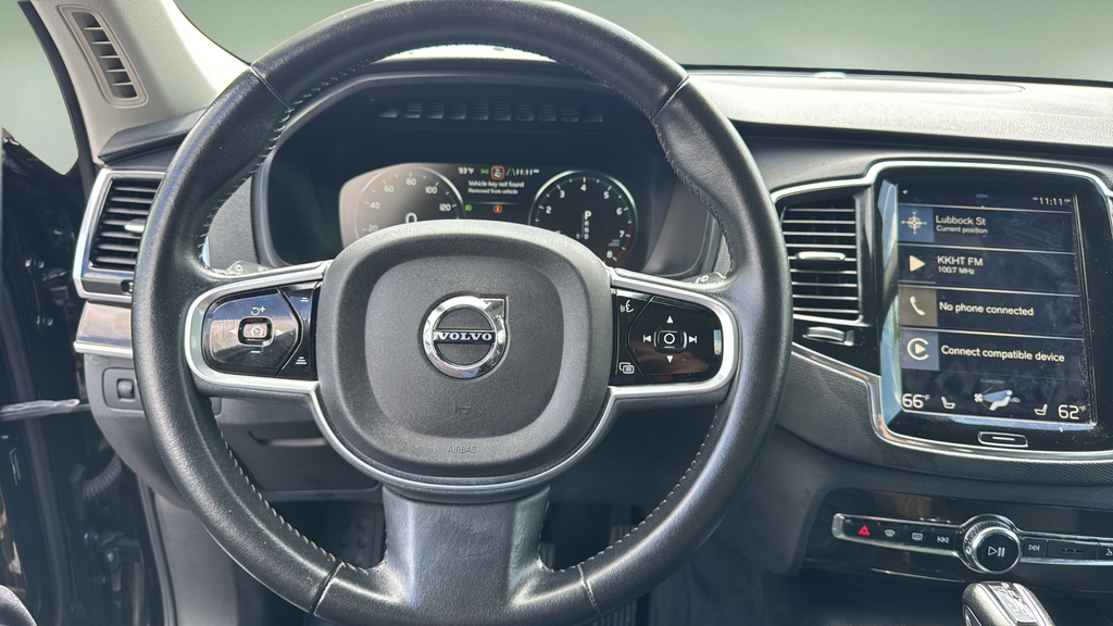 2018 Volvo XC90 Momentum
