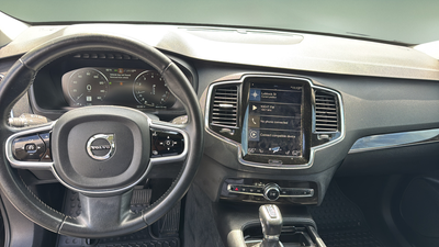 2018 Volvo XC90 Momentum