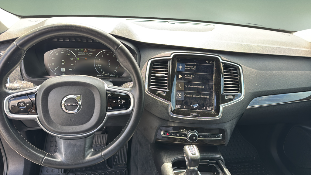 2018 Volvo XC90 Momentum