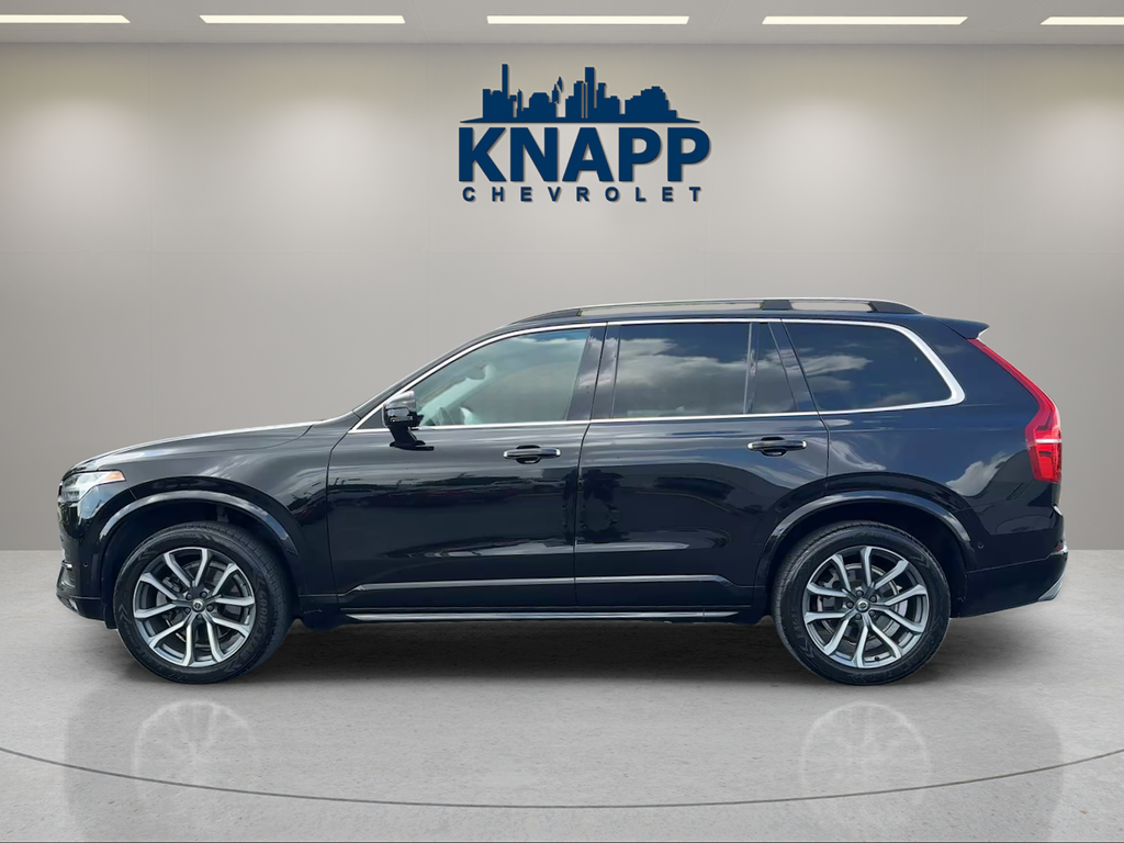 2018 Volvo XC90 Momentum
